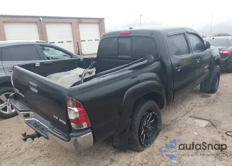 2010 Toyota Tacoma Base V6 z USA, uszkodzony, nr VIN 3TMLU4EN4AM054140